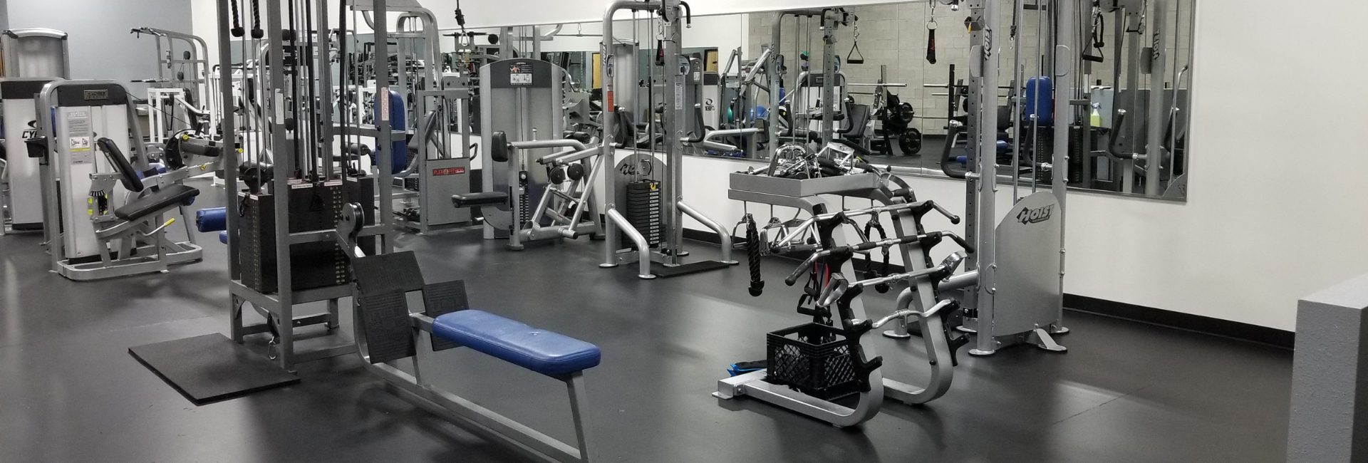 cable machines for circuit training in a ventana albuquerque gym